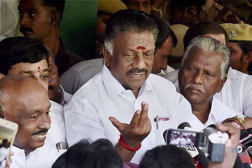 MPs extend support to Panneerselvam
